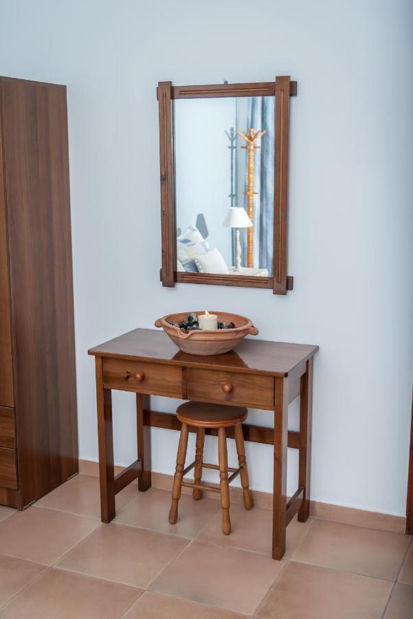 Panos Apartments Archangelos  Extérieur photo